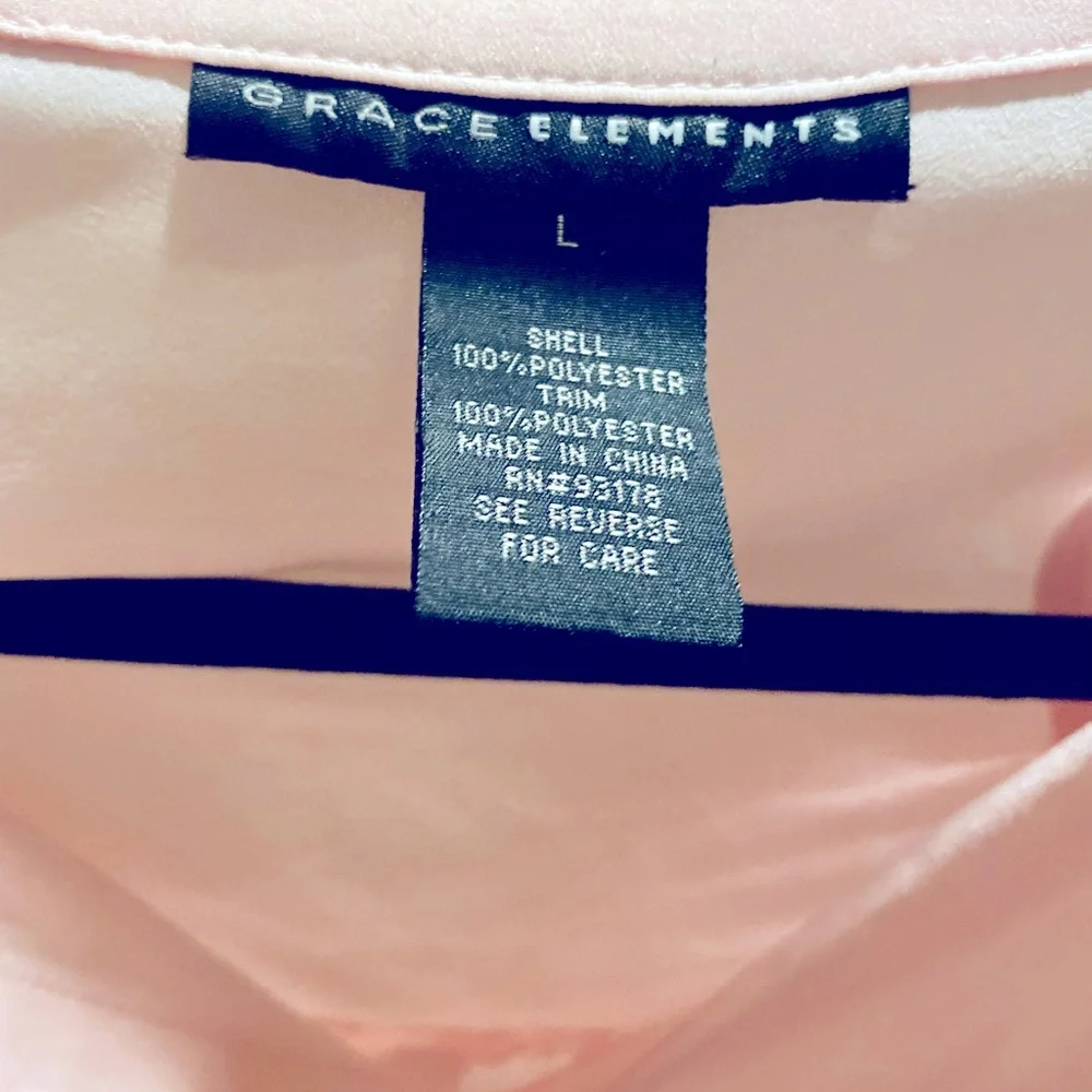 Ladies Blouse - Picture 2 of 5